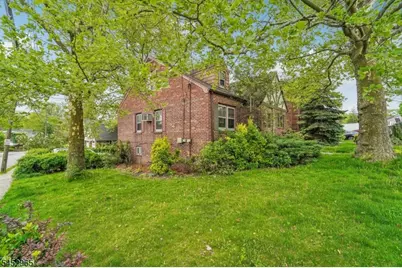 1030 Jassamine Way, Fort Lee, NJ 07024 - Photo 3