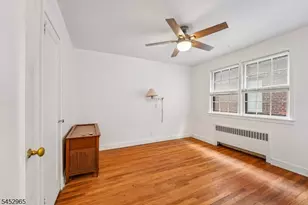 1030 Jassamine Way, Fort Lee, NJ 07024 - Photo 17