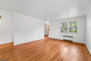 1030 Jassamine Way, Fort Lee, NJ 07024 - Photo 5