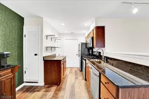 1 Purgatory Ct, Vernon, NJ 07462 - Photo 9