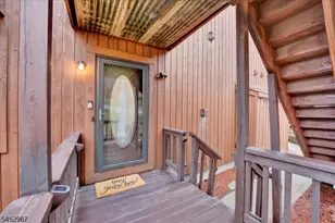 1 Purgatory Ct, Vernon, NJ 07462 - Photo 3