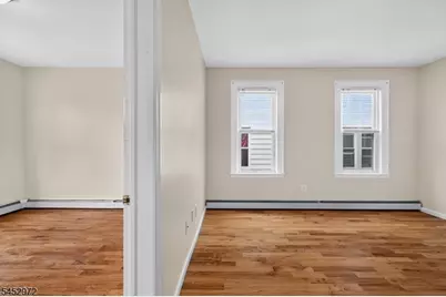 21 Robert Pl #2R, Irvington, NJ 07111 - Photo 15