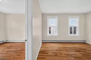 21 Robert Pl, Irvington, NJ 07111 - Photo 15