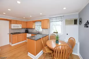 70 Fontaine Ave, Bloomfield Twp., NJ 07003 - Photo 11