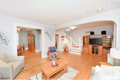 70 Fontaine Ave, Bloomfield Twp., NJ 07003 - Photo 7