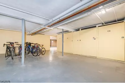 605 Grove St #3, Clifton, NJ 07013 - Photo 15