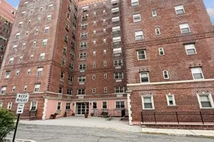 70 S Munn Ave, East Orange, NJ 07018 - Photo 3
