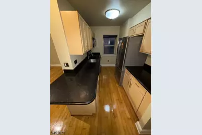 70 S Munn Ave #303, East Orange, NJ 07018 - Photo 9