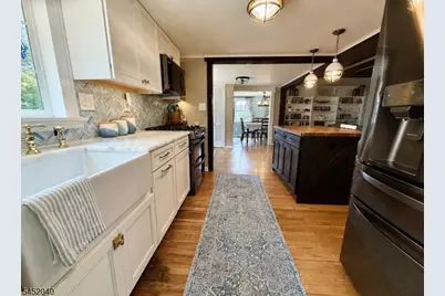 305 Springbrook Trl, Sparta Township, NJ 07871 - Photo 19