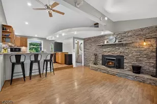 17 Birch Dr, Vernon Twp., NJ 07422 - Photo 3