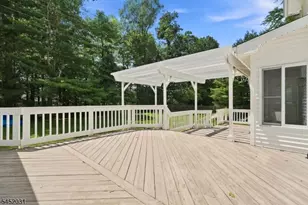 23 Beech Dr, Morris Plains, NJ 07950 - Photo 25