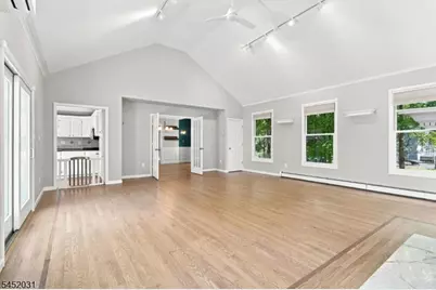 23 Beech Dr, Morris Plains, NJ 07950 - Photo 9
