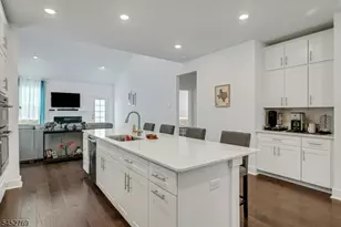 49 Whitney Ave, Morris Plains, NJ 07950 - Photo 7
