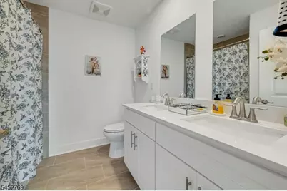 49 Whitney Ave, Morris Plains, NJ 07950 - Photo 21