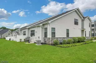49 Whitney Ave, Morris Plains, NJ 07950 - Photo 23