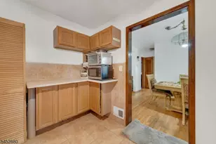 48 Doherty Dr S, Clifton, NJ 07013 - Photo 15