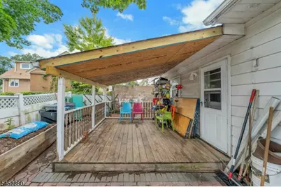 48 Doherty Dr, Clifton, NJ 07013 - Photo 9