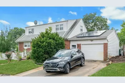 48 Doherty Dr, Clifton, NJ 07013 - Photo 3