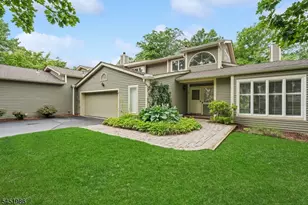 31 Stone Row Ln, Jefferson Township, NJ 07438 - Photo 1