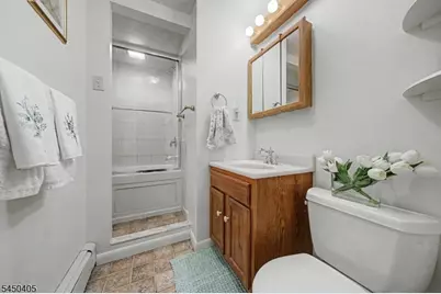 21 Shawnee Trl, Sparta Township, NJ 07871 - Photo 23