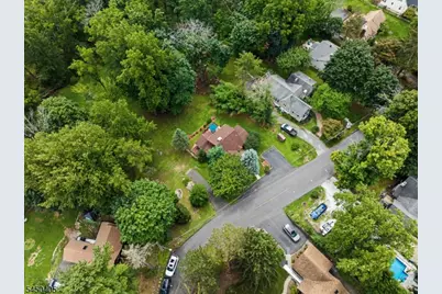 21 Shawnee Trl, Sparta Township, NJ 07871 - Photo 39