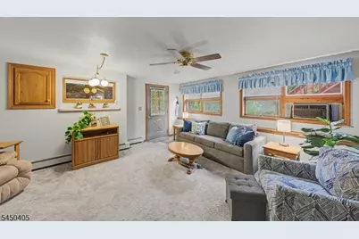 21 Shawnee Trl, Sparta Township, NJ 07871 - Photo 25