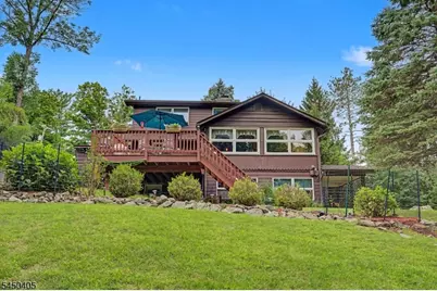 21 Shawnee Trl, Sparta Township, NJ 07871 - Photo 3