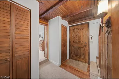 21 Shawnee Trl, Sparta Township, NJ 07871 - Photo 17