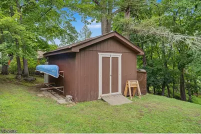 21 Shawnee Trl, Sparta Township, NJ 07871 - Photo 37