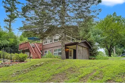 21 Shawnee Trl, Sparta Township, NJ 07871 - Photo 25