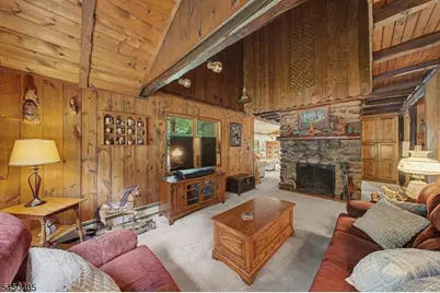 21 Shawnee Trl, Sparta Township, NJ 07871 - Photo 13