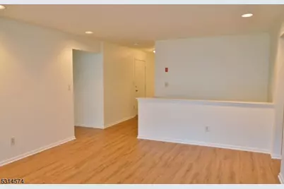 3 Donna Dr, East Hanover Township, NJ 07936 - Photo 7