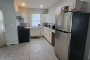 476 Laurel St, Orange, NJ 07050 - Photo 5