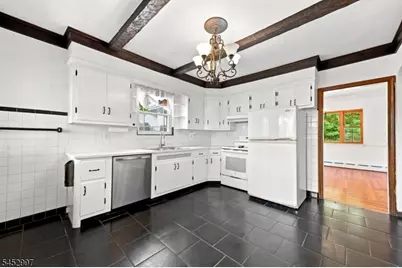 1219 Valley Rd, Clifton, NJ 07043 - Photo 15