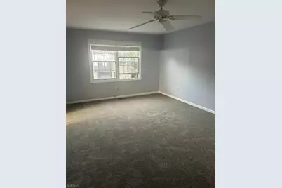 24 Falls Bridge Dr, Totowa, NJ 07512 - Photo 3
