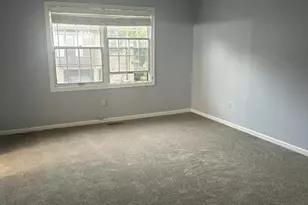 24 Falls Bridge Dr, Totowa, NJ 07512 - Photo 3