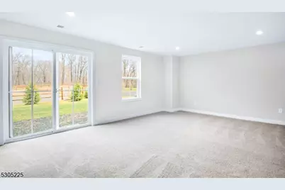 9 Peckwell St, Mount Olive, NJ 07828 - Photo 25
