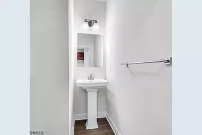 9 Peckwell St, Mount Olive, NJ 07828 - Photo 7