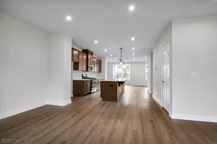 9 Peckwell St, Mount Olive, NJ 07828 - Photo 3