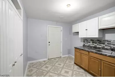 91 S 13th St #2, Newark, NJ 07107 - Photo 15