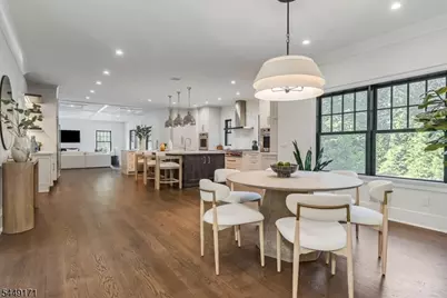 330 Hartshorn Dr, Millburn, NJ 07078 - Photo 15
