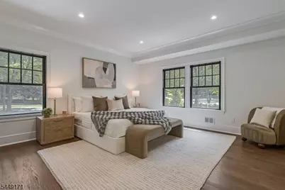 330 Hartshorn Dr, Millburn, NJ 07078 - Photo 19