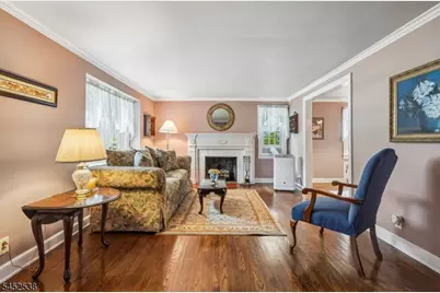 69 Newman Ave, Verona Twp., NJ 07044 - Photo 5