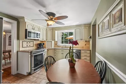 69 Newman Ave, Verona Twp., NJ 07044 - Photo 15