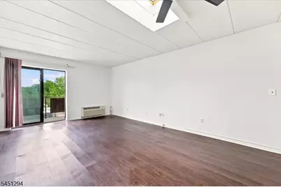 5 Linden St #6i, Hackensack, NJ 07601 - Photo 7