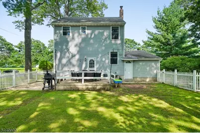 40 Carpenter Pl, Cranford Township, NJ 07016 - Photo 15