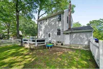40 Carpenter Pl, Cranford Township, NJ 07016 - Photo 13
