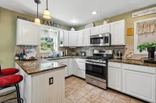 2 Elizabeth Pl, Denville, NJ 07834 - Photo 5