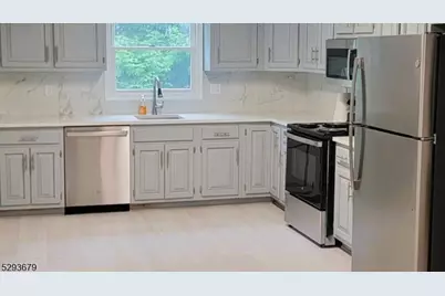 4A Deerfield Rd, Warren Township, NJ 07059 - Photo 3