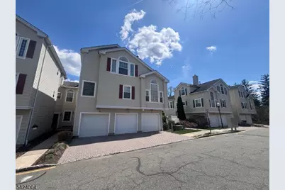 66 Witherspoon Ct, Morris Township, NJ 07960 - Photo 1